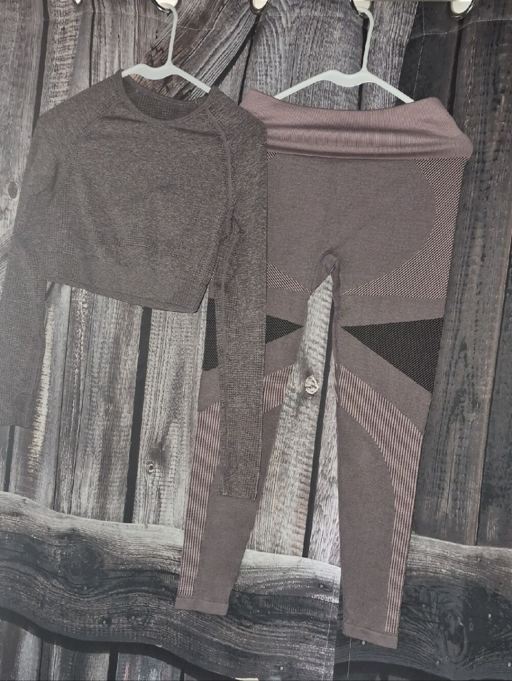 Workout Deal in Heathered Taupe